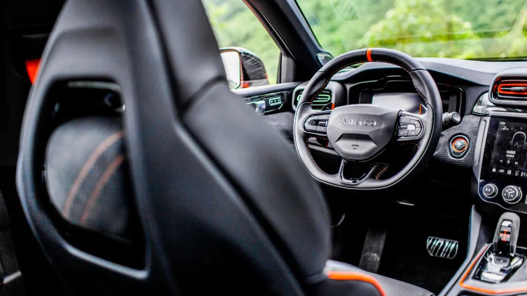 领克02hatchback后备箱空间,领克02hatchback2022