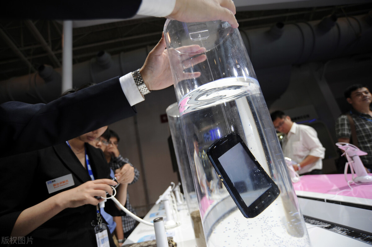 手机关机了闹铃还会响吗红米,手机关机了闹铃还会响吗小米手机