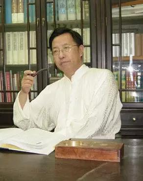 欧楷随字田蕴章,田蕴章讲解千字文欧楷教学视频