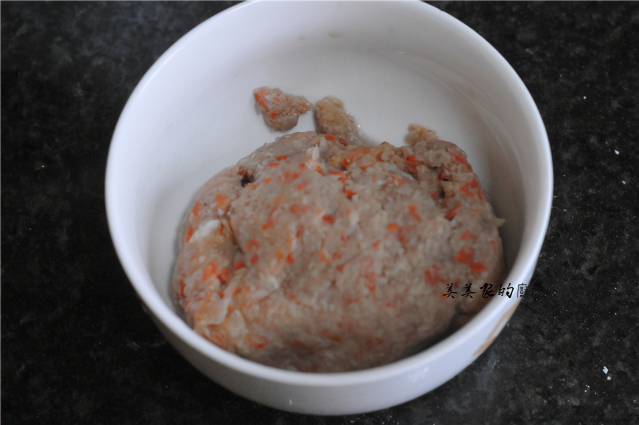 天热吃饺子，不如煮鱼鱼，不用面粉柔软Q弹，儿子一口气吃两碗