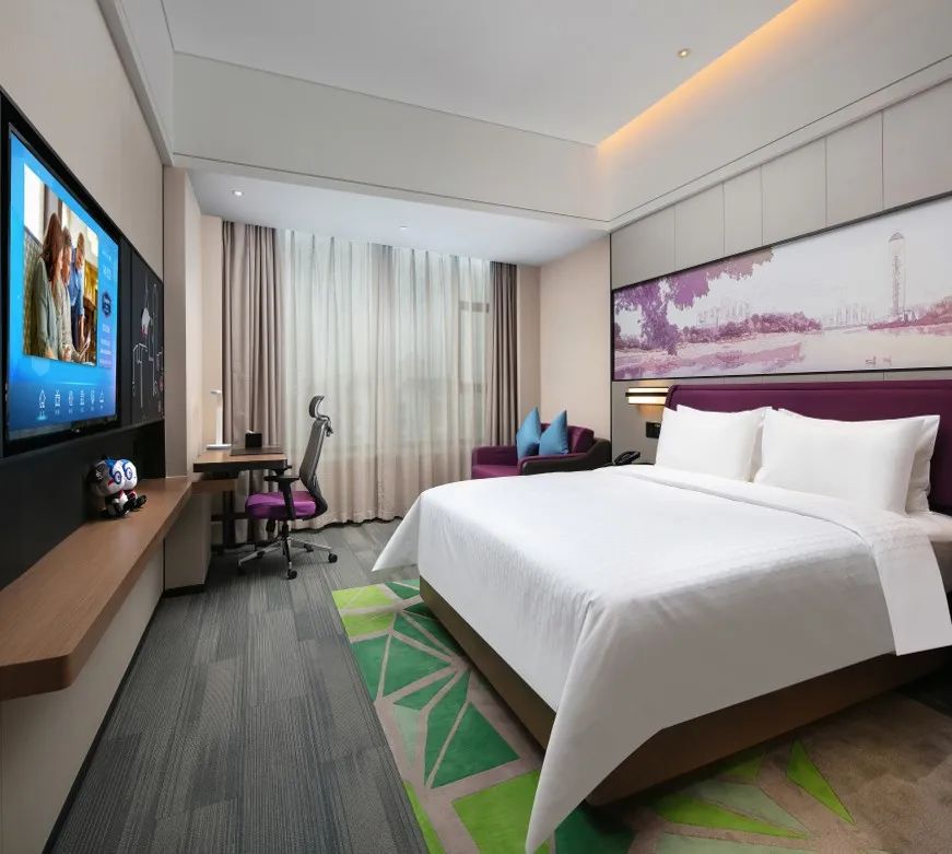 南昌青山湖希尔顿欢朋酒店宴会厅,南昌青山湖免费过夜