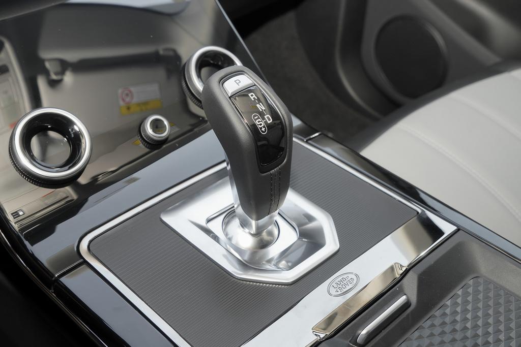 路虎全新一代揽胜报价,路虎揽胜2018款报价及图片