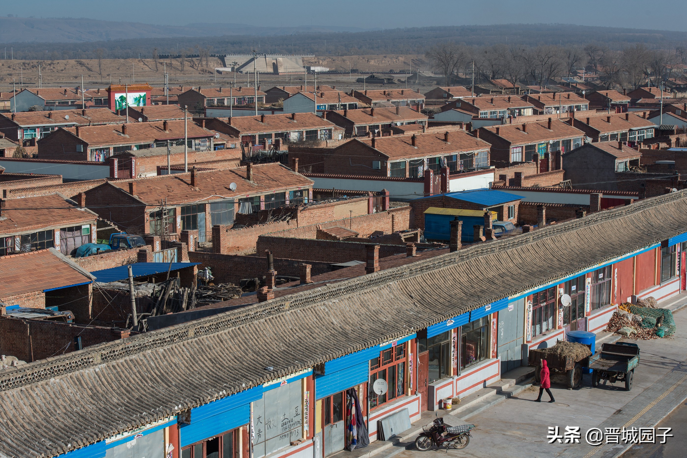 骄萌的毛驴洁白的羊群率真的老汉，看冬日的右玉古城阳光明媚
