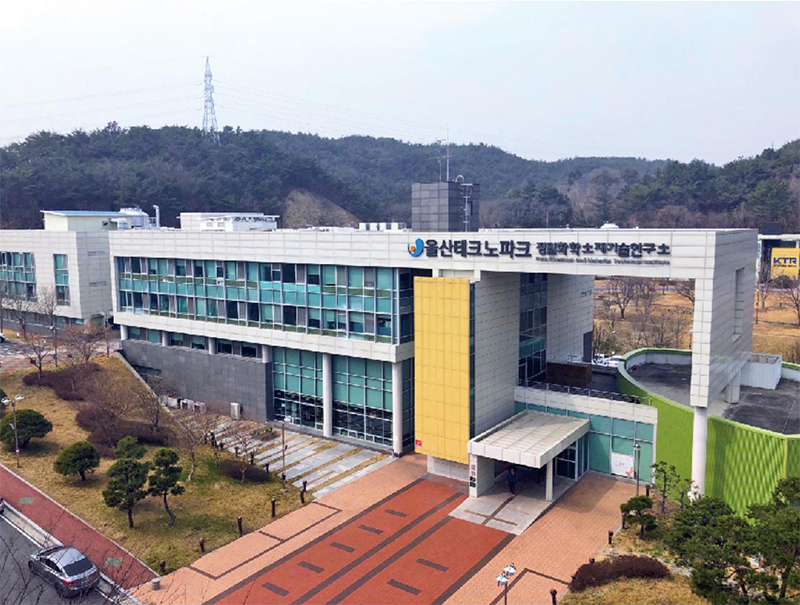 保时捷贴车衣品牌选择,保时捷汽车车衣膜推荐