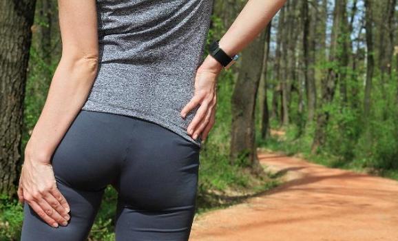 跑步后小腿跟腱与肌肉连接处酸痛,跑步后小腿正后方肌肉酸痛怎么办