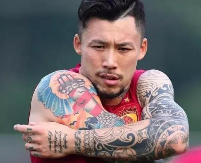 张继科纹身赛场,乒乓球张继科的纹身图片