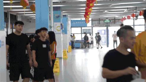 深圳这所大学宛如空中之城！