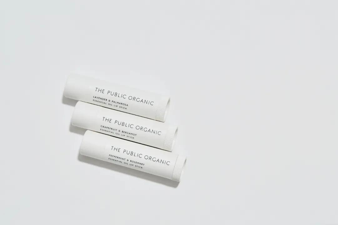 防干裂唇炎润唇膏,最近比较火的湿润嘴唇的唇膏