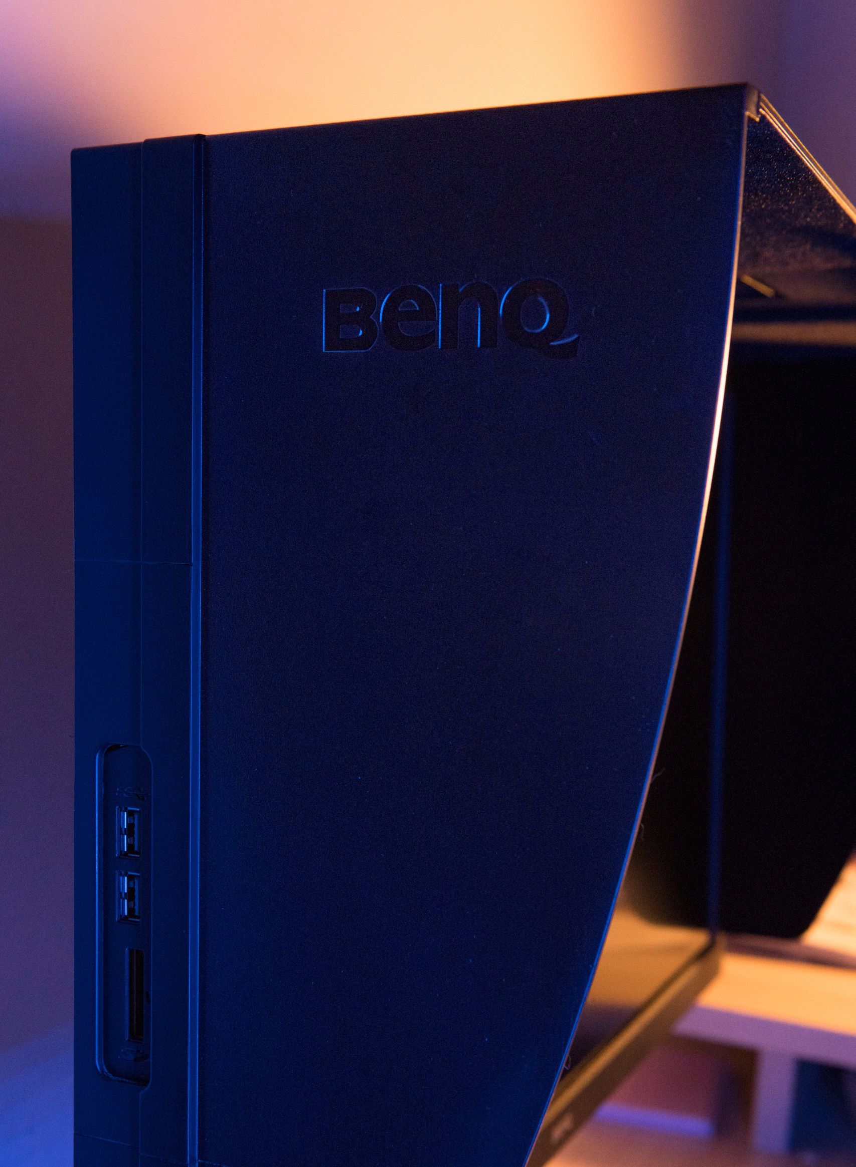 没有灯光的设计是没有灵魂的,没有灯光的柜子是没有灵魂的