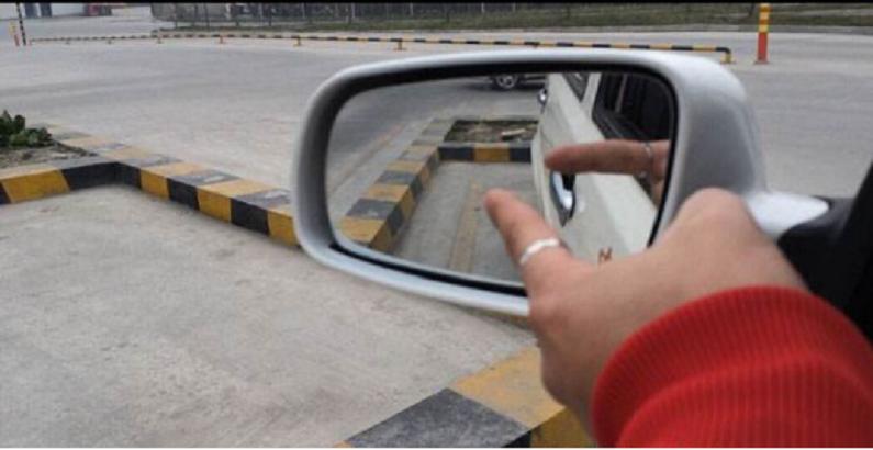 科目二倒车入库角度大于30怎么办,科目二倒车入库领线1.5米怎么找
