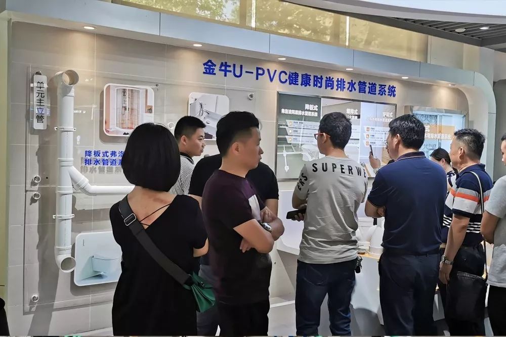 金牛绿翡翠和绿色抗菌管哪个好,金牛ppr绿翡翠抗菌管