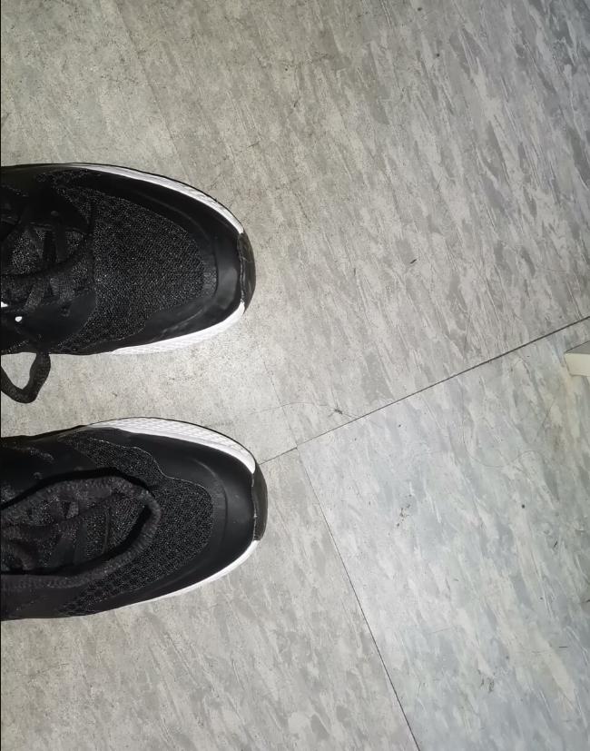 小米“龙骨”战靴！耐磨比肩宝马轮胎，124g仅94元，男粉：服了