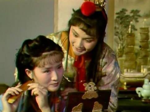 “小人物”麝月抽到“荼蘼花”,她在《红楼梦》里还藏着什么秘密