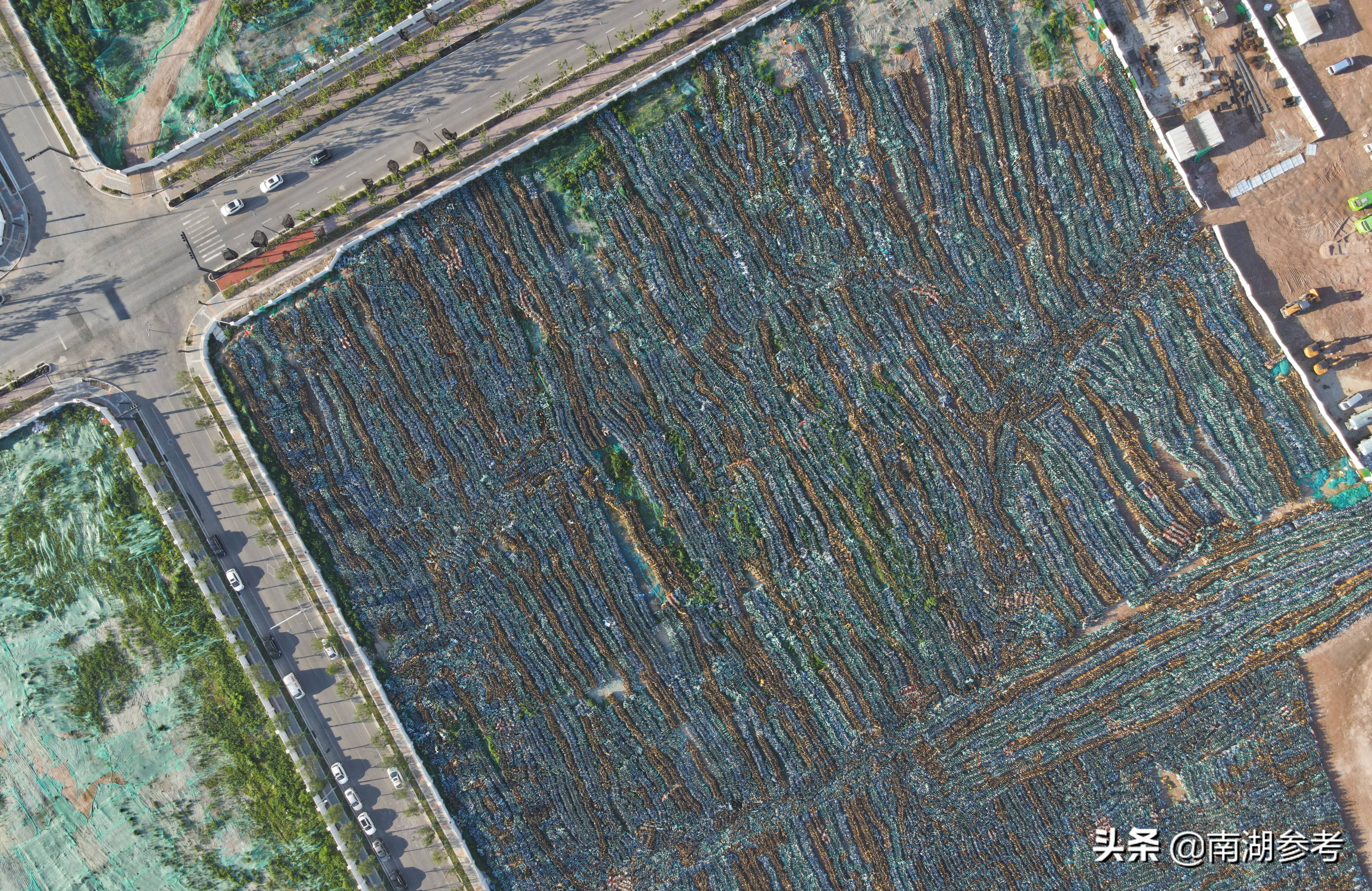 西安共享单车坟场,几十万辆共享单车坟场