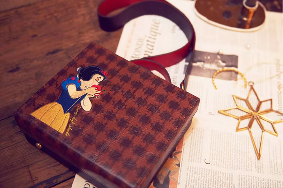 泫雅同款包包有哪些,刘寅娜金高银