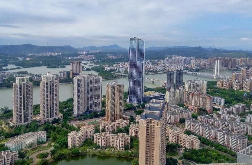 广州与深圳哪个城市更宜居,深圳是一座宜居城市