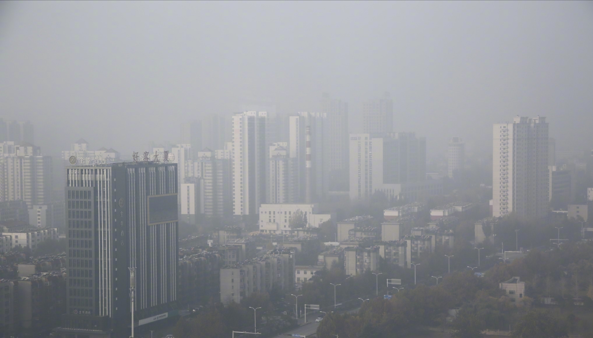 你与冬天有一场雪的距离,你与冬天之间差什么