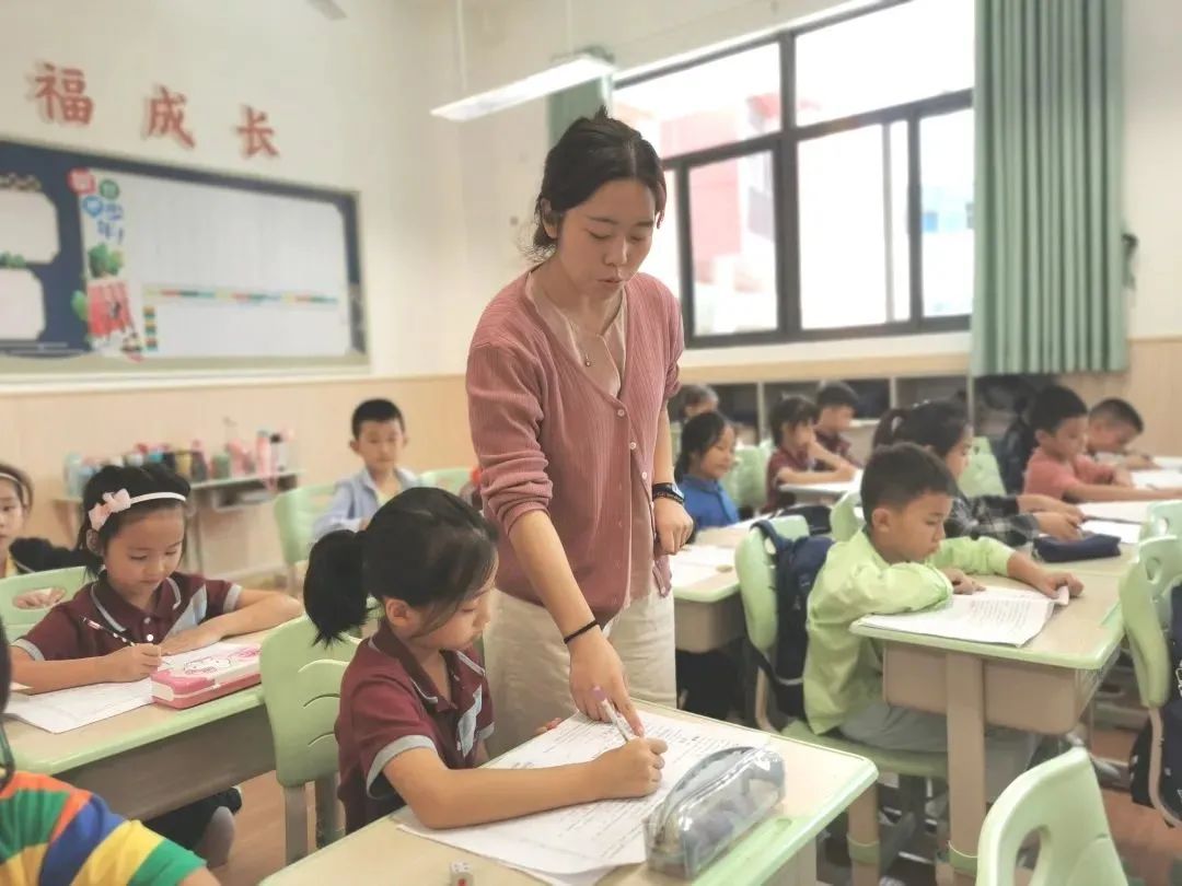 绵阳东辰聚星国际学校建设公告,冉冉升起的一颗新星完整视频