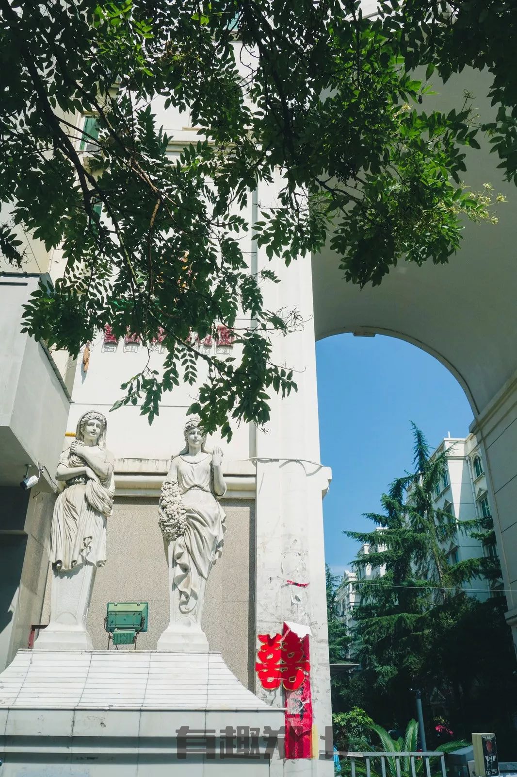 吃不完的饭走不完的路,吃不完的饭逛不完的街