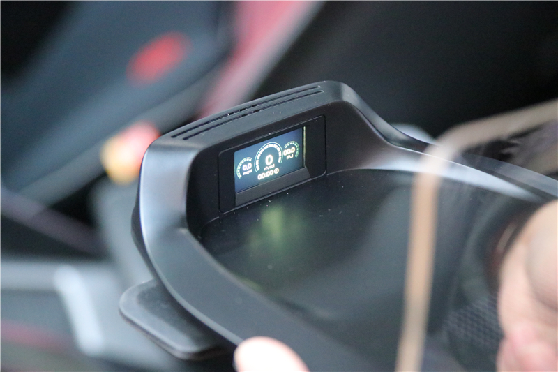 后悔没加装hud,给车子加装hud多少钱