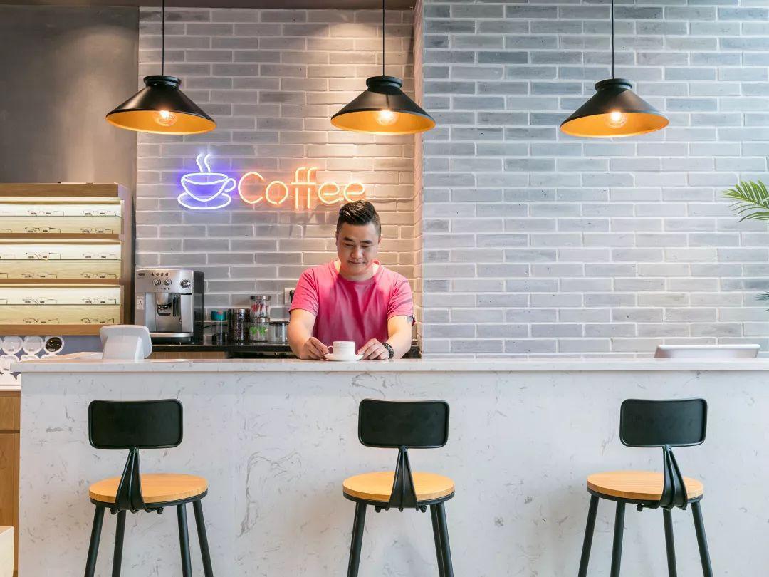 广东潮人必打卡景点盘点,东莞网红打卡眼镜店