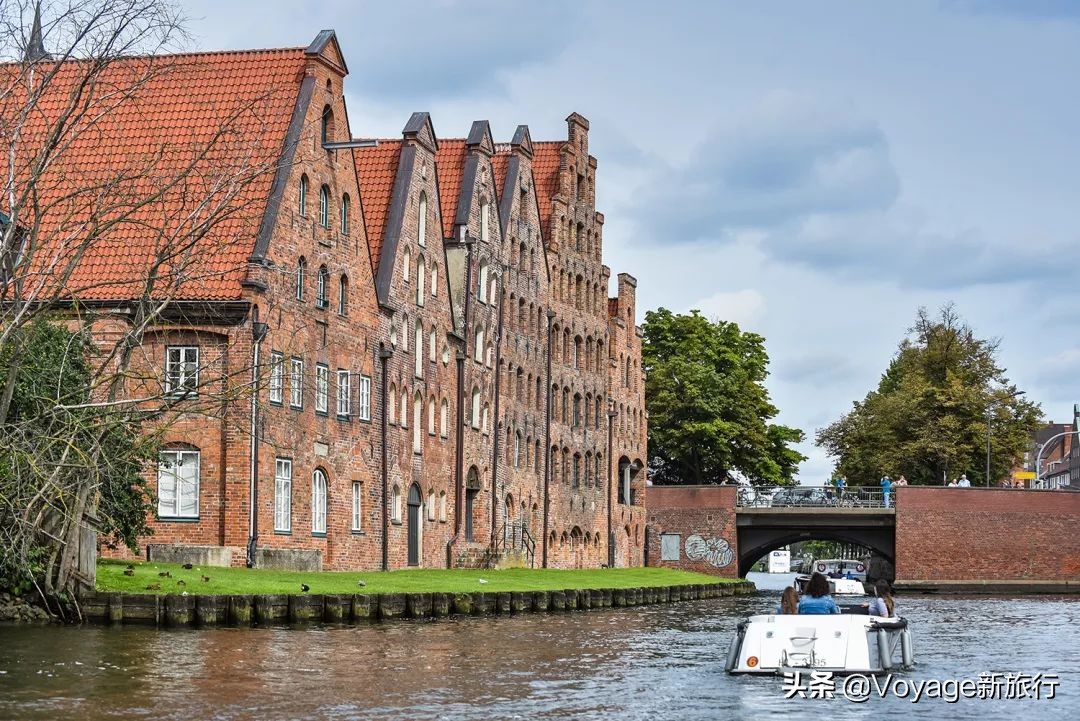 来德国北部汉萨三城,寻找不来梅的F4、汉堡最大的“船”和吕贝克的7个尖塔