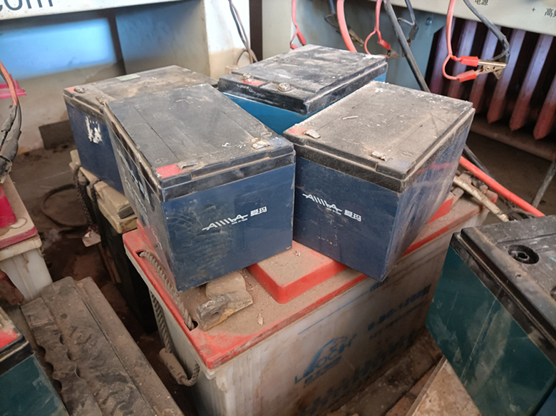 电池装反了发烫会导致什么,电池反装会怎么样