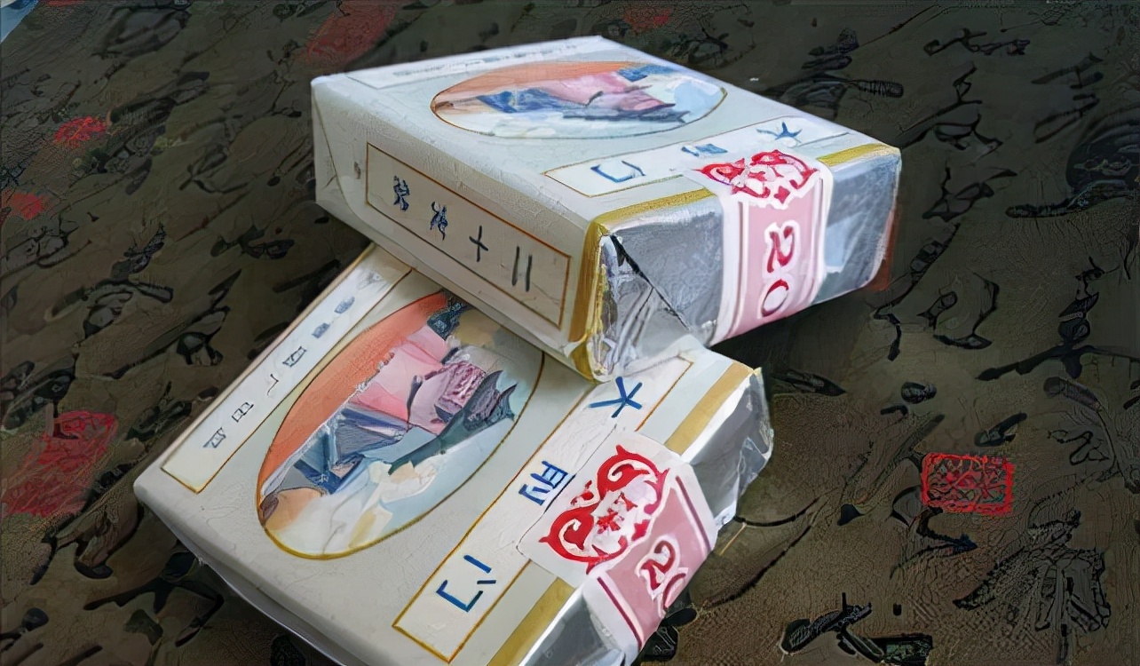 上世纪80年代,“皇帝”香烟大行其道,“武则天”牌多如牛毛