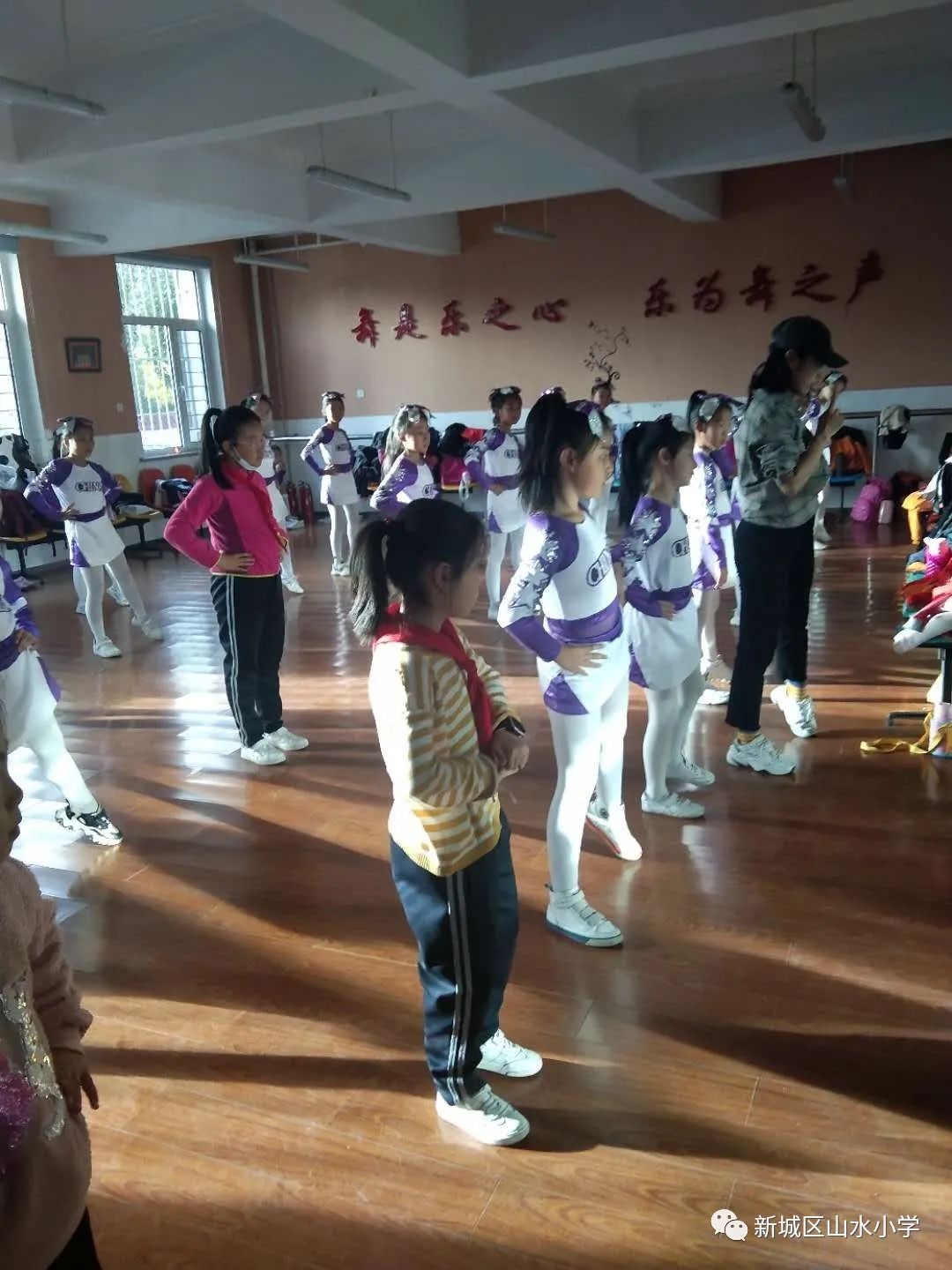 校园社团活动布置,缤纷社团活动多彩校园生活