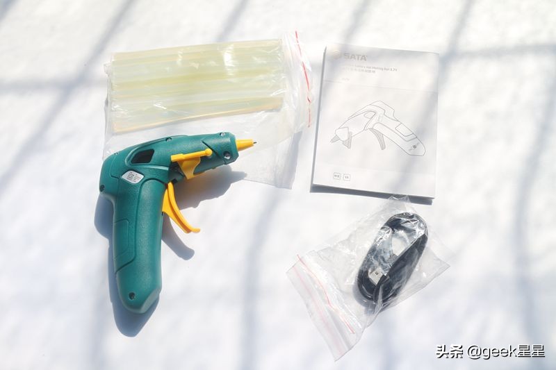 手工达人做手工艺品,热熔胶枪的手工大全