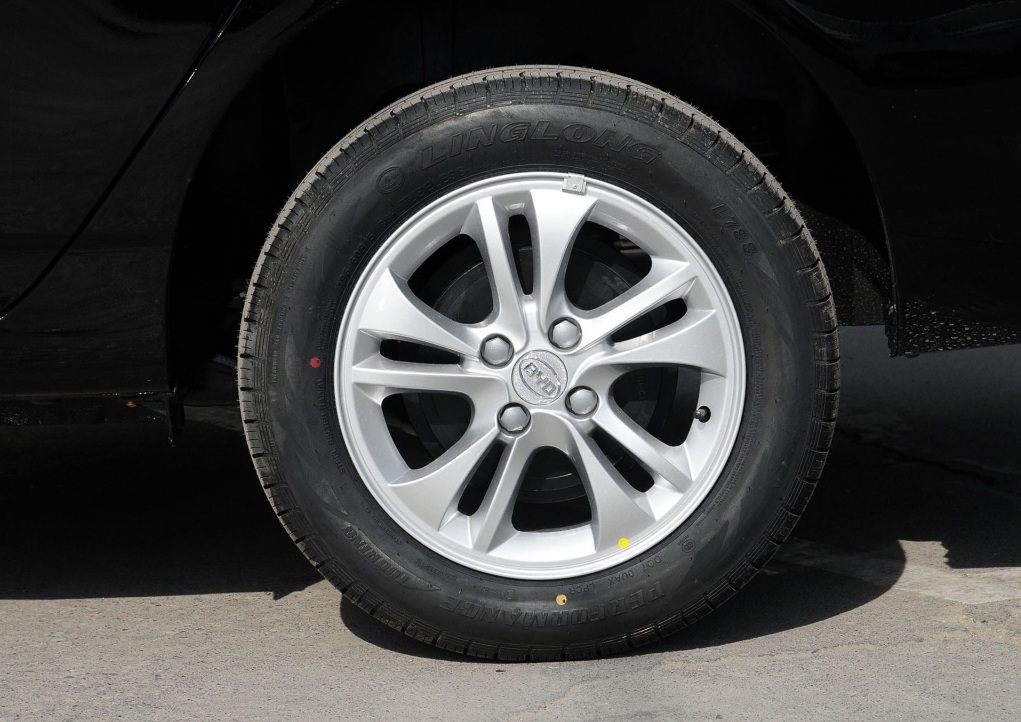 比亚迪f3火爆,比亚迪f3绝版神车