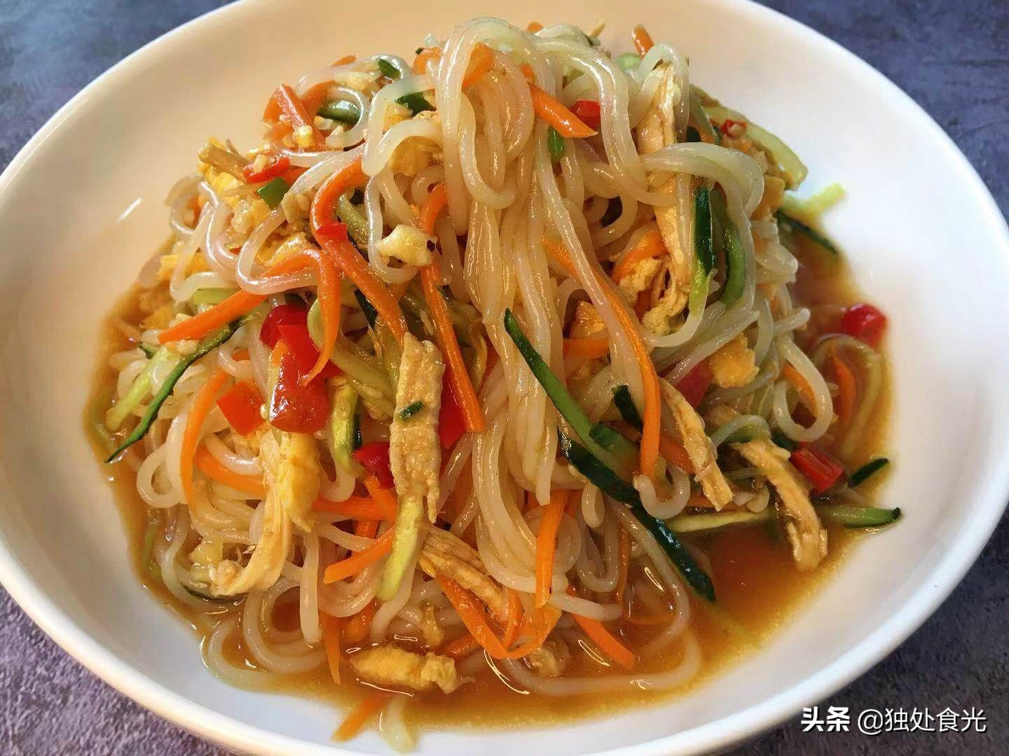 魔芋丝的做法减肥食谱凉拌,魔芋丝怎么做低脂好吃