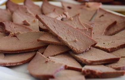 泰迪褪色的五大原因你知道几个,泰迪鼻子褪色吃微量元素有用吗