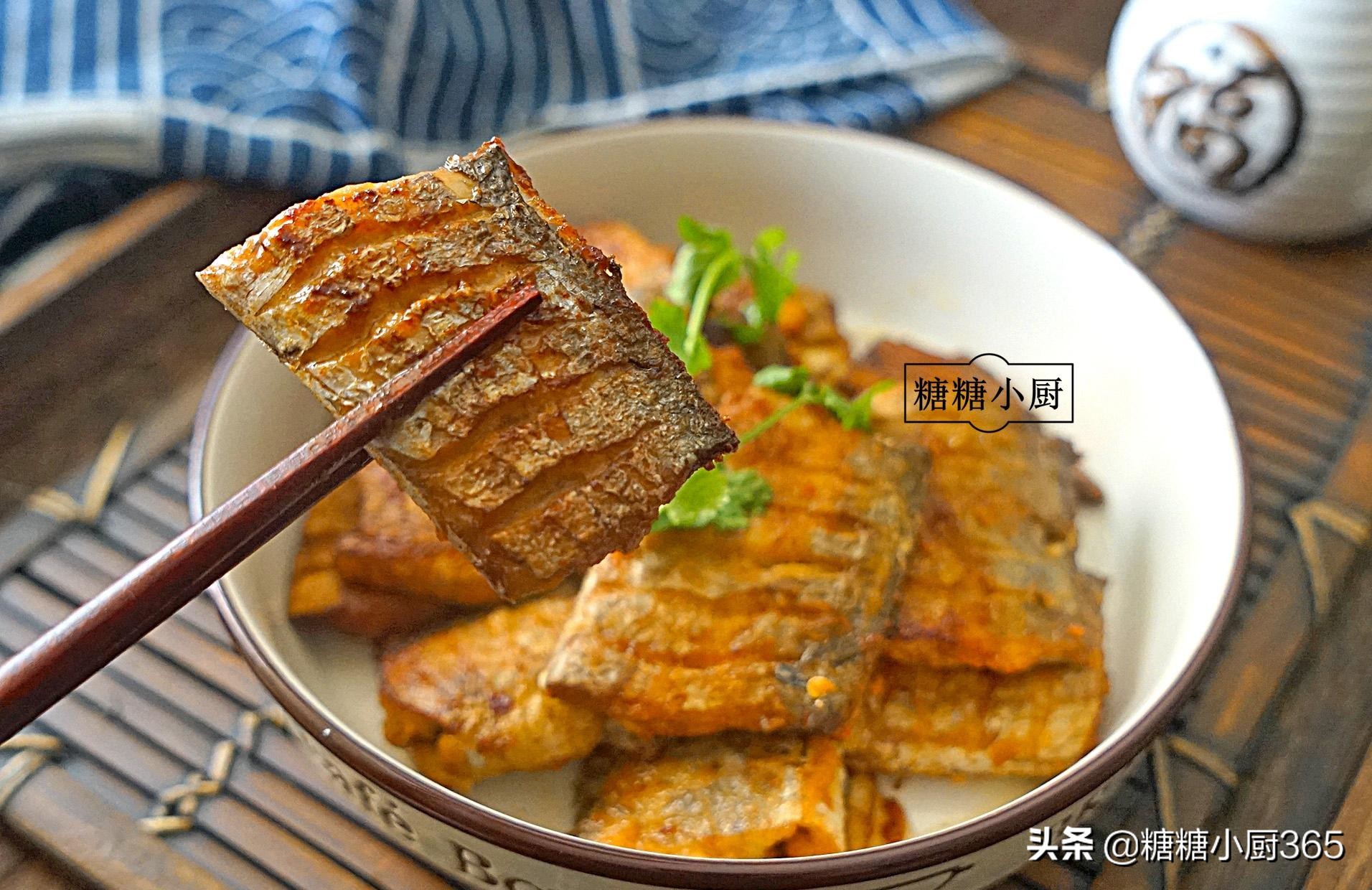 煎带鱼为什么会破皮,炸带鱼为什么会粘锅怎么补救