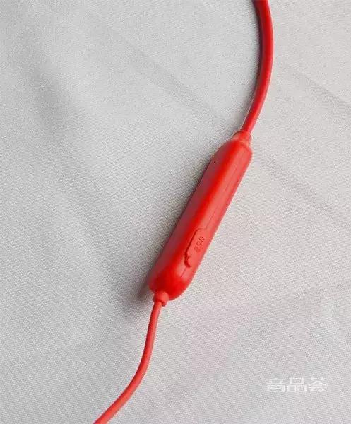 海威特蓝牙耳机什么样是充满电了,海威特i3蓝牙耳机