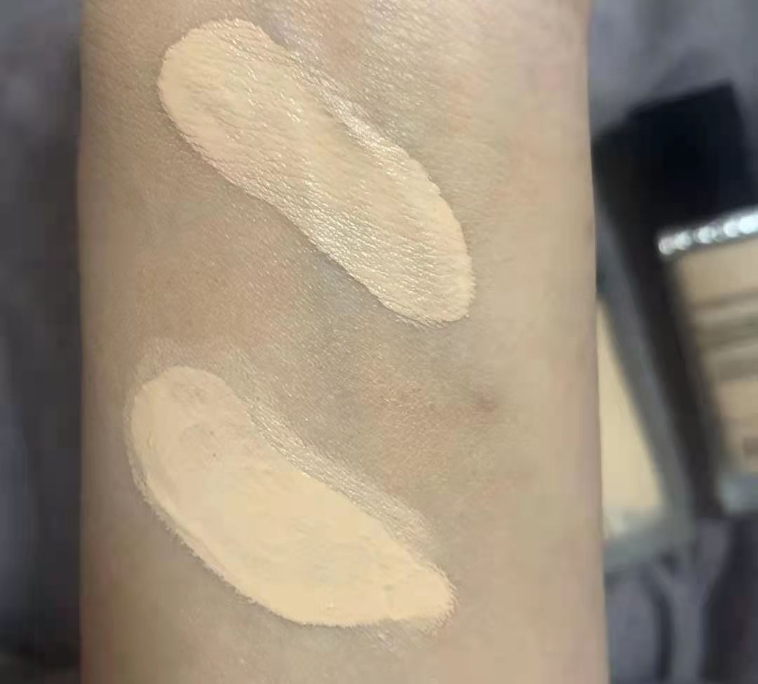 ysl逆龄粉底液和兰蔻菁纯哪个好用,兰蔻粉底液小气泡遮瑕持久
