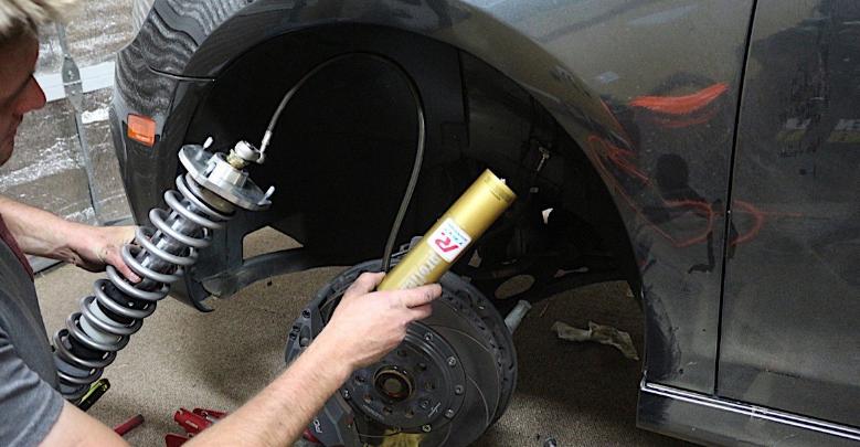 汽车改装减震弹簧有什么危害,汽车避震器弹簧改短效果