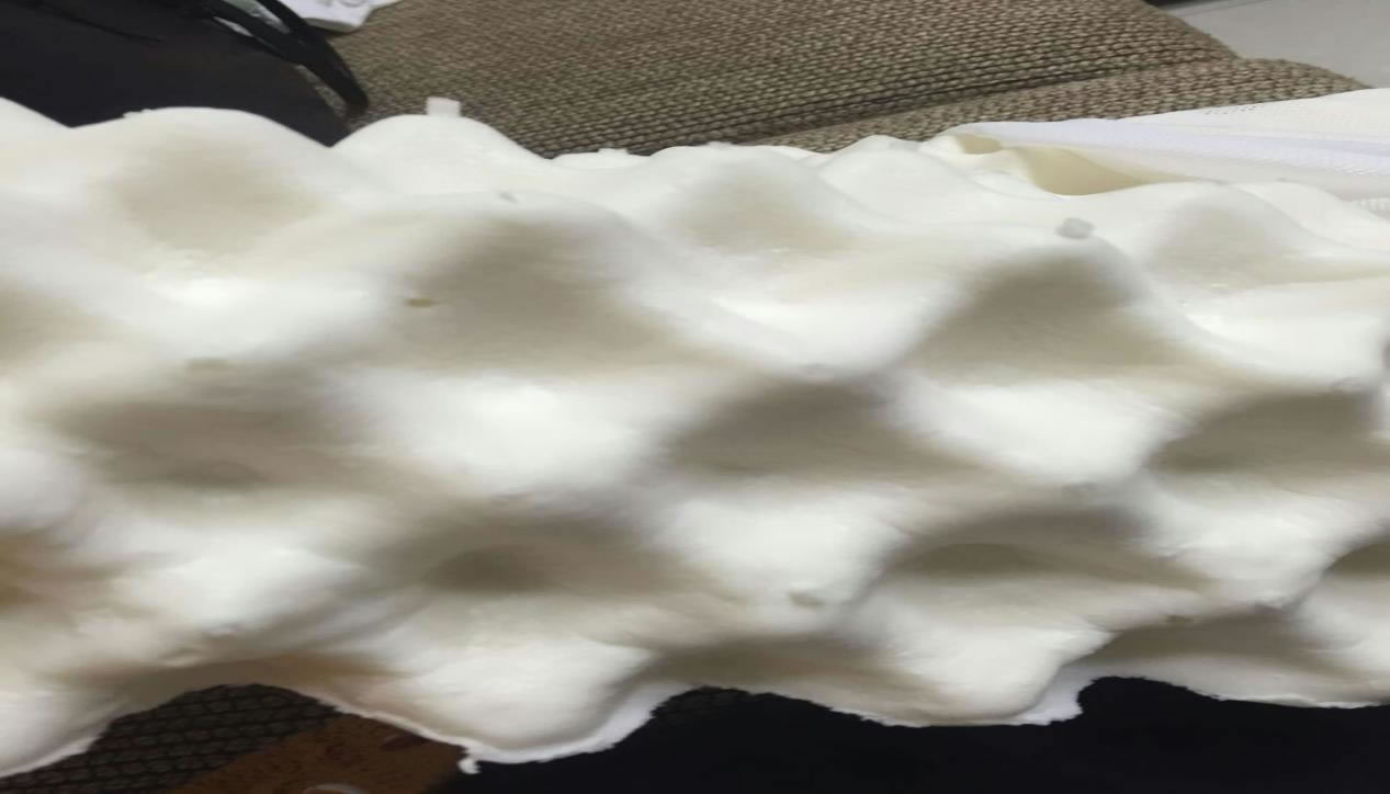 泰国天然乳胶枕真假辨别,泰国乳胶造假视频
