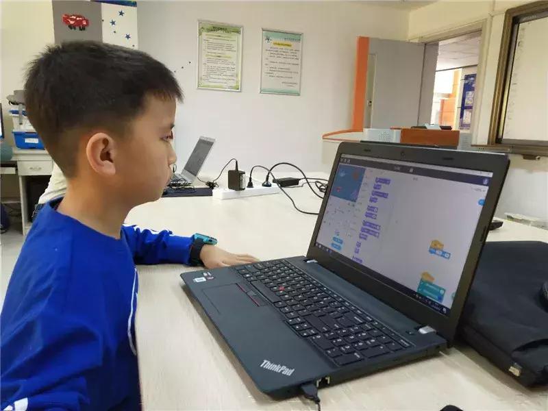 保定市幼儿机器人创意挑战赛,包头市科技少年宫机器人