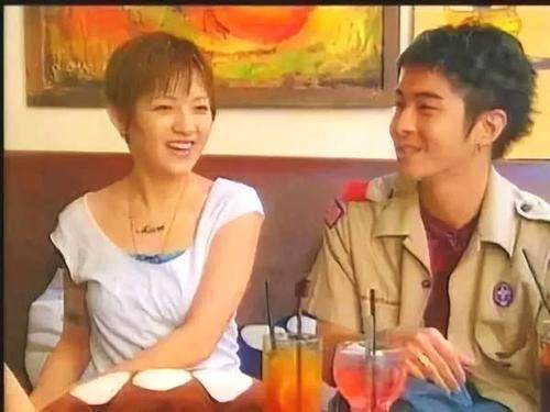 范晓萱怎样走出抑郁,范晓萱42岁却仍有24岁的少女感