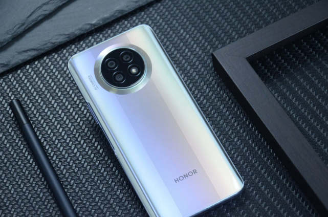 千元机目前公认最好用的三款手机,千元机公认最好的三款手机