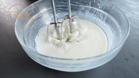 5块钱就能自制淡奶油,用无糖无油牛奶做奶油