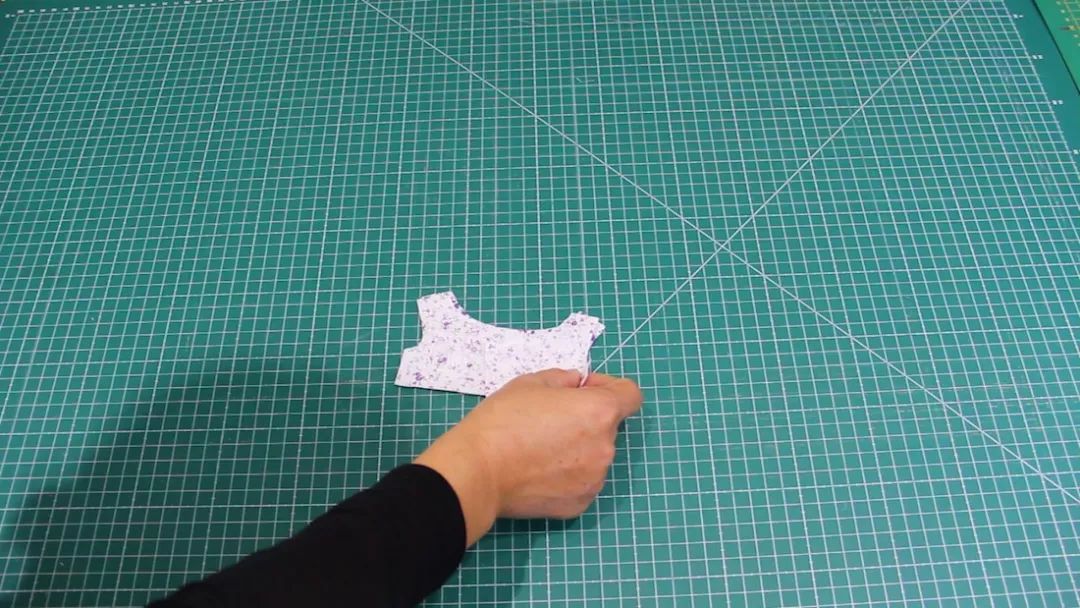 手残党制作娃娃衣服教程,衣物改造变玩偶