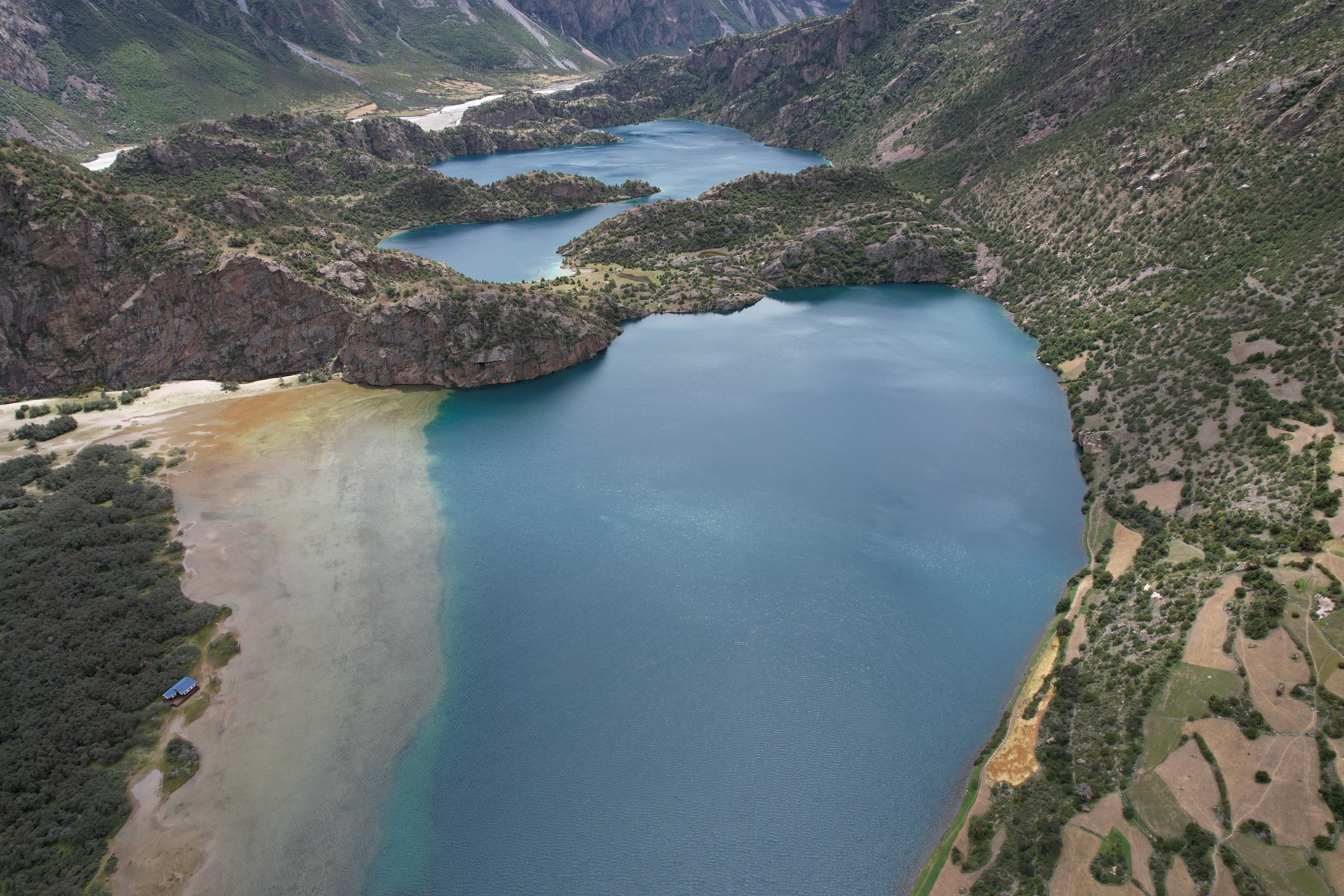 西藏昌都然乌湖美景如画,西藏昌都然乌湖景区美景
