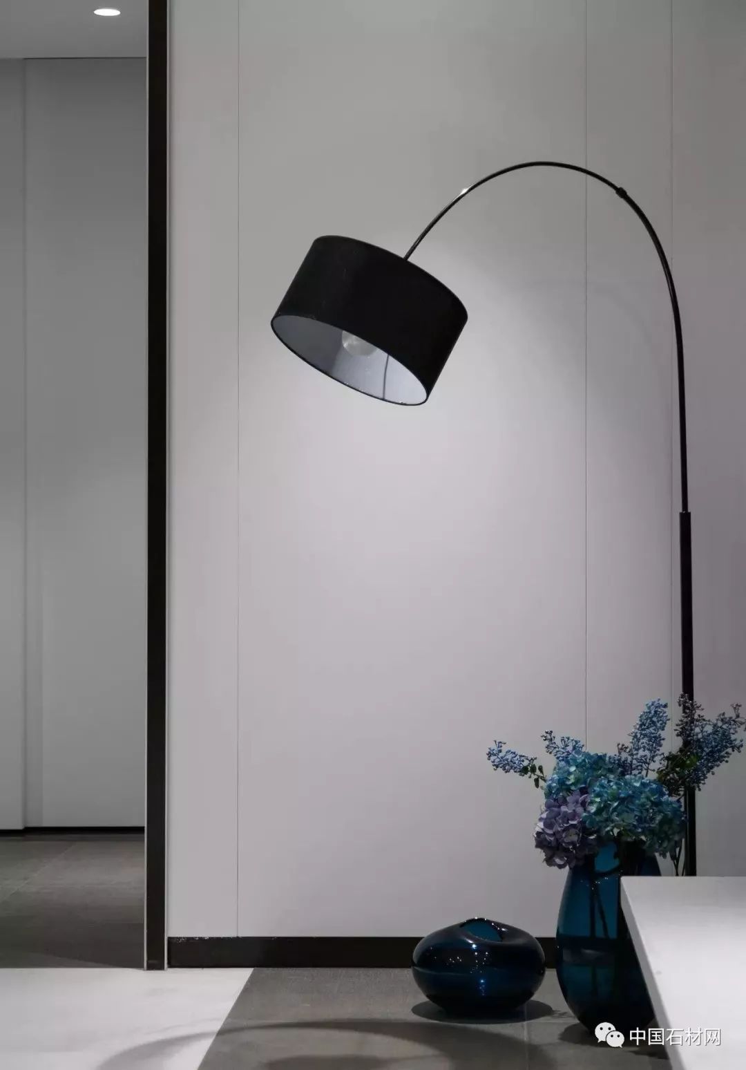 现代简约全屋大理石别墅效果图,轻奢风装修大理石别墅图片