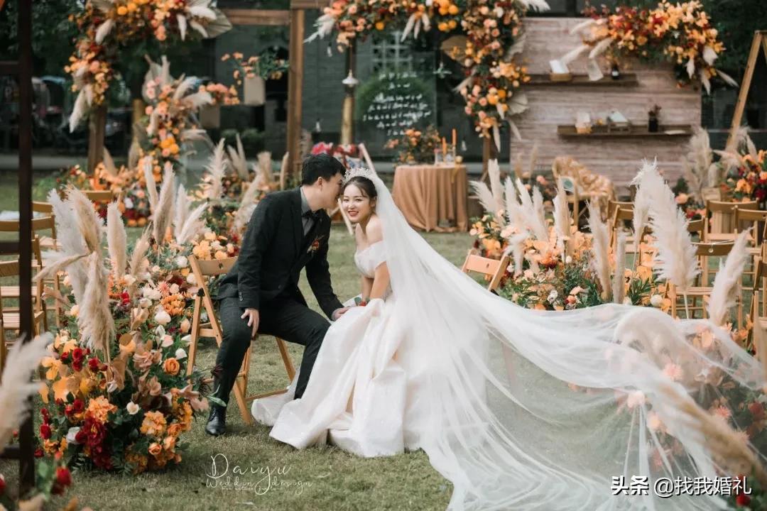 极简西式婚礼户外布置,法式复古婚礼户外效果