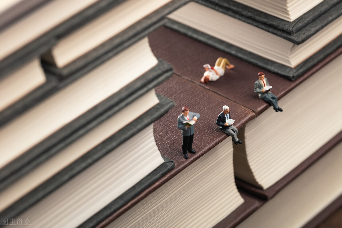 你看纸质书还是电子书,你喜欢电子书还是纸质图书