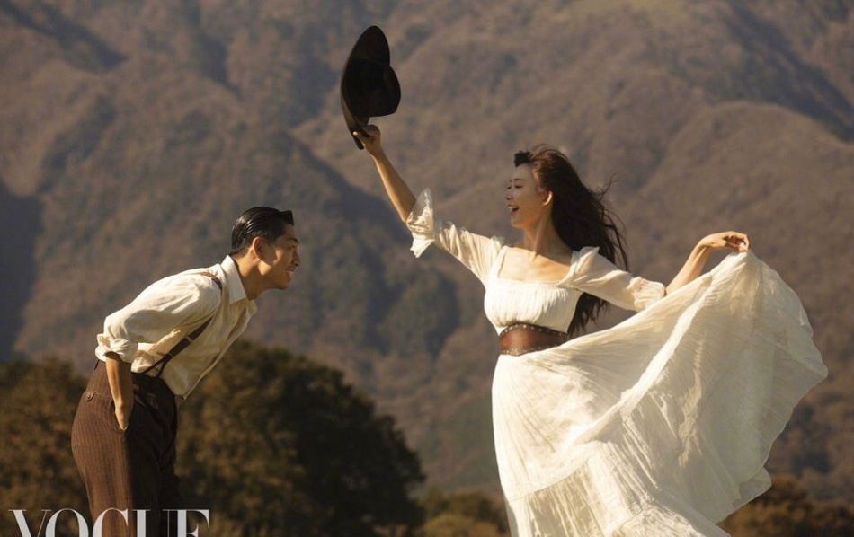 林志玲穿裸色薄纱长裙,林志玲穿单礼服时髦