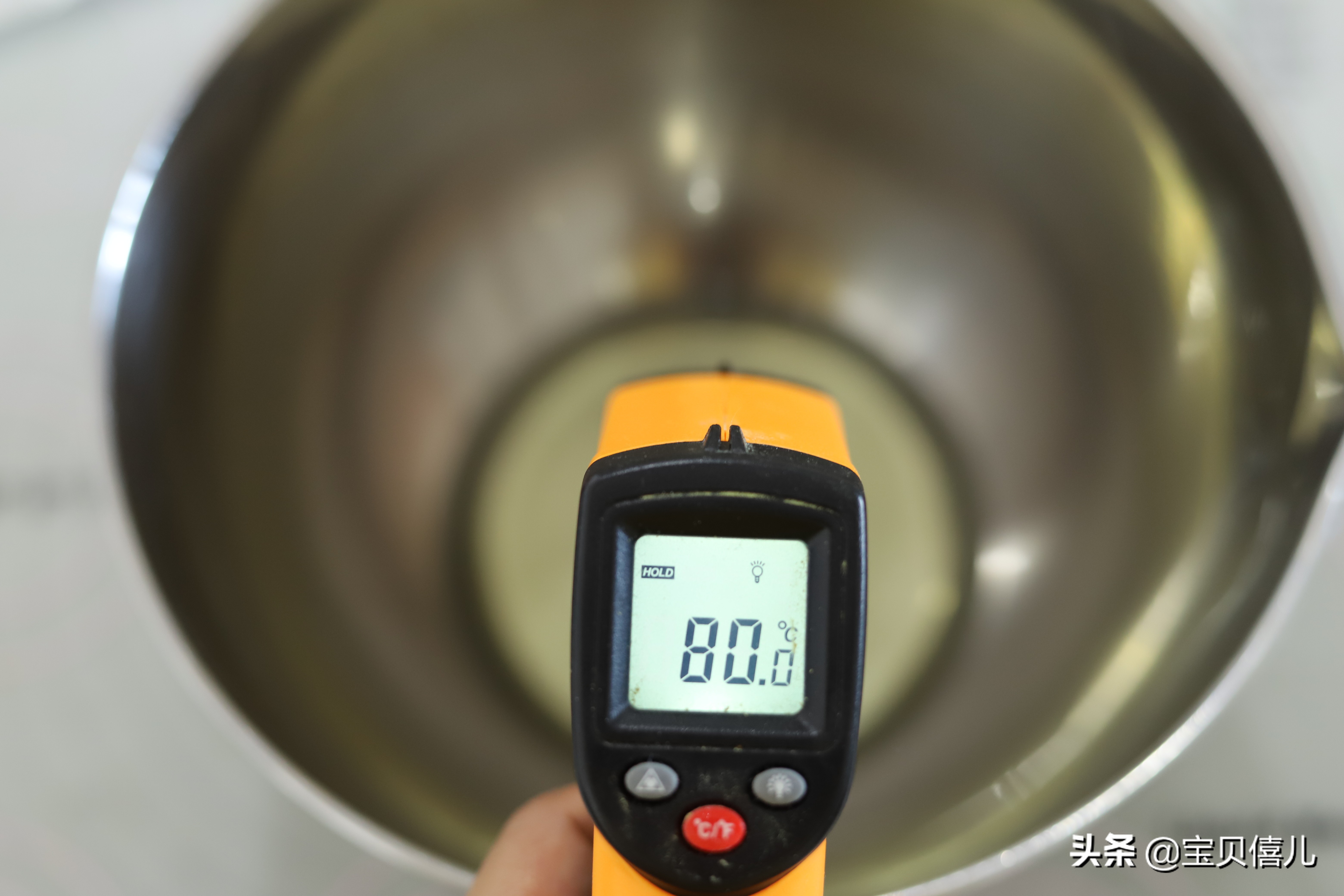 柔软细腻不开裂不回缩纸杯蛋糕,可可酸奶杯子蛋糕的做法