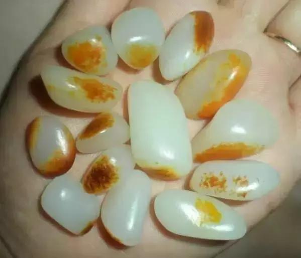 和田玉籽料皮造假对人身体有害吗,和田玉造假如何辨别